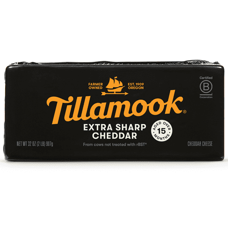 Tillamook Whole Extra Sharp Cheddar Cheese Block, 32 oz (Aged 15 Months)