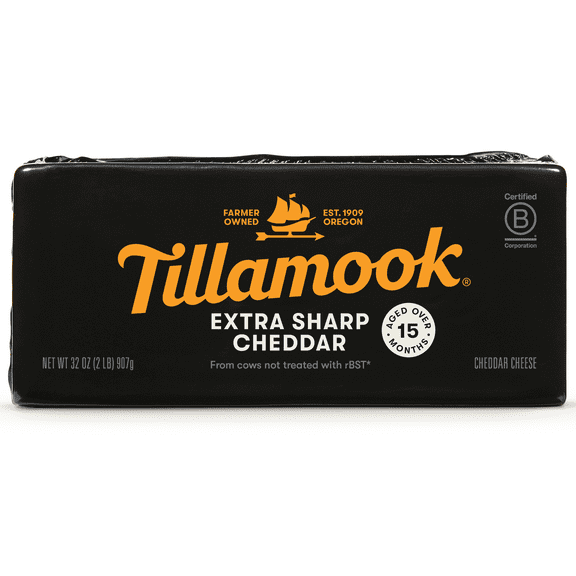 Tillamook Whole Extra Sharp Cheddar Cheese Block, 32 oz (Aged 15 Months)