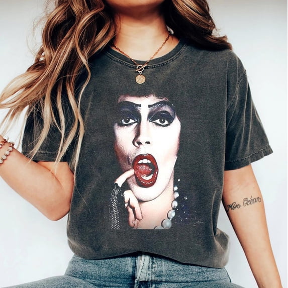 Tim Curry Memorial T Shirt, Horror Movie Fan Gift, Actor Tribute Tee