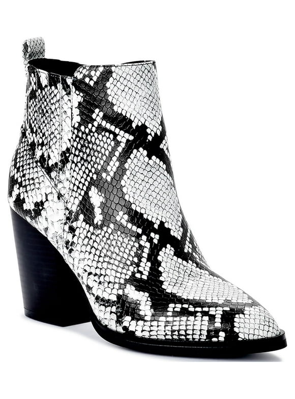 Time and Tru Women's Heeled Ankle Booties