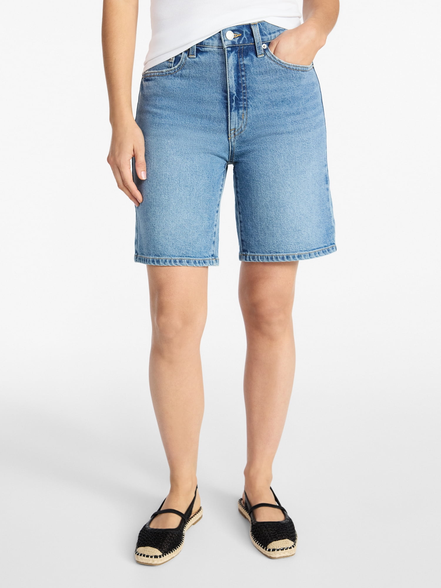 Time and Tru Women's High Rise Denim Bermuda Shorts, 9