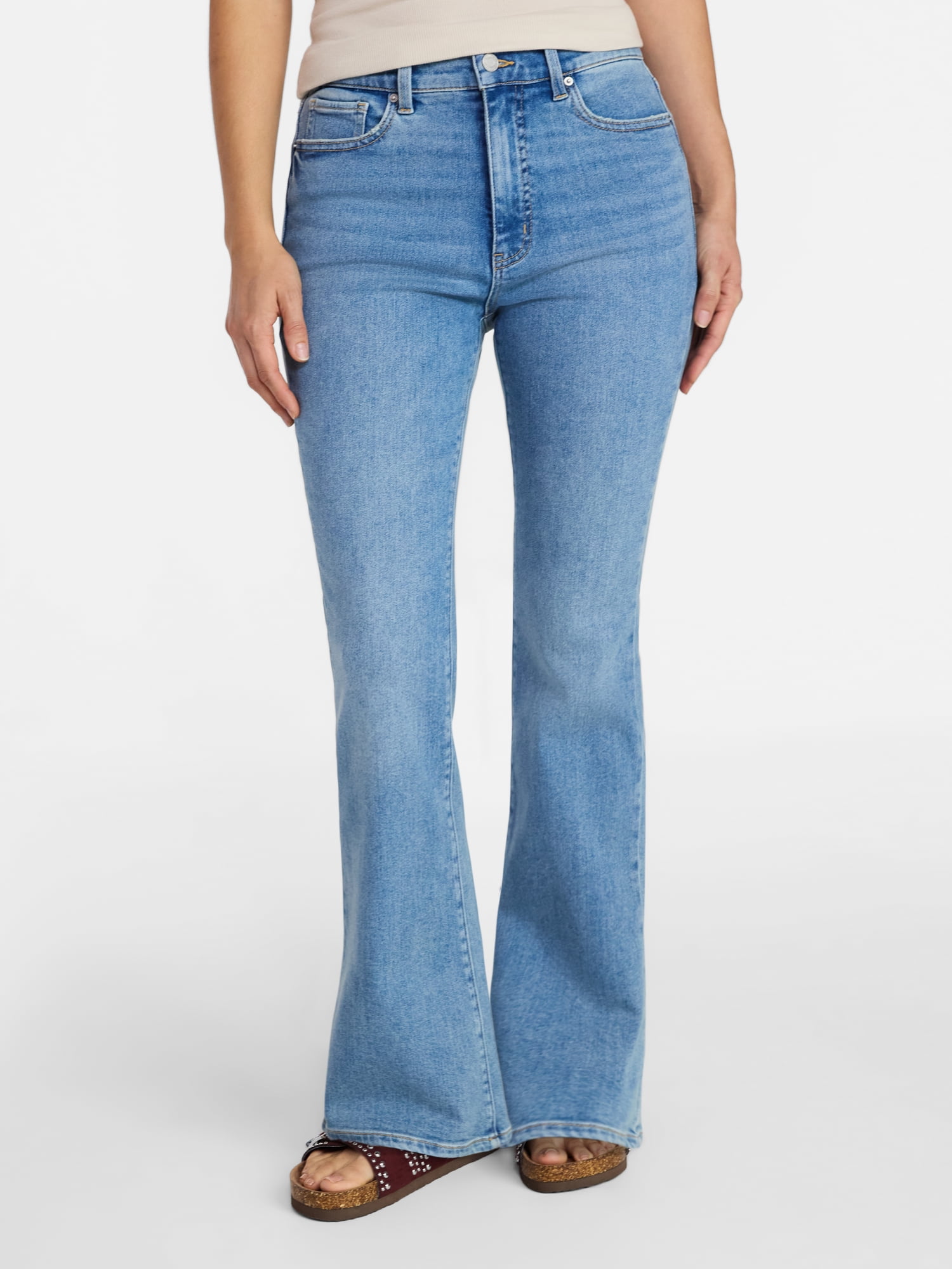 Time and Tru Women's and Women's Plus High Rise Flare Jeans, 31" Inseam Regular, Sizes 0-22