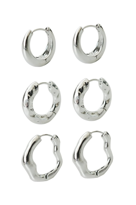 Women's Huggie Hoop Earring Set In Silver Plated Color