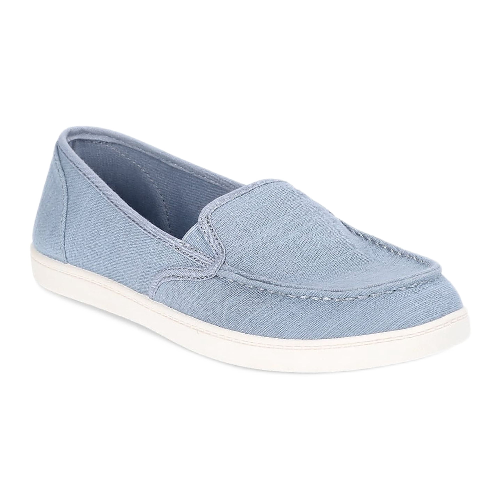 Time and Tru Women's Moc Toe Surf Sneakers Wide Width Casual Slip