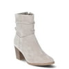 Actual Color: Bone, Shoe Size: 9