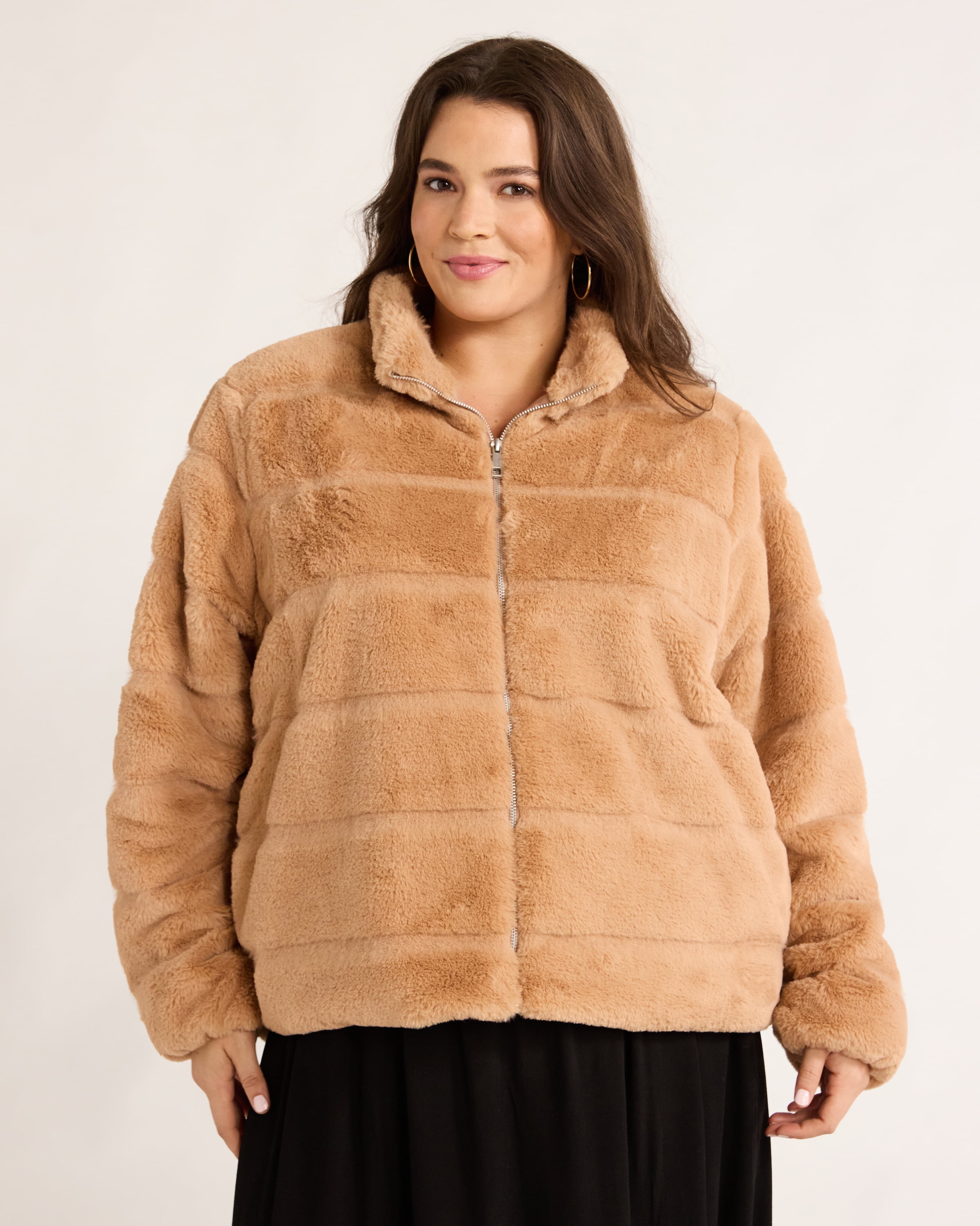 Time and Tru Women's and Women's Plus Faux Fur Channel Jacket, Sizes XS-3X