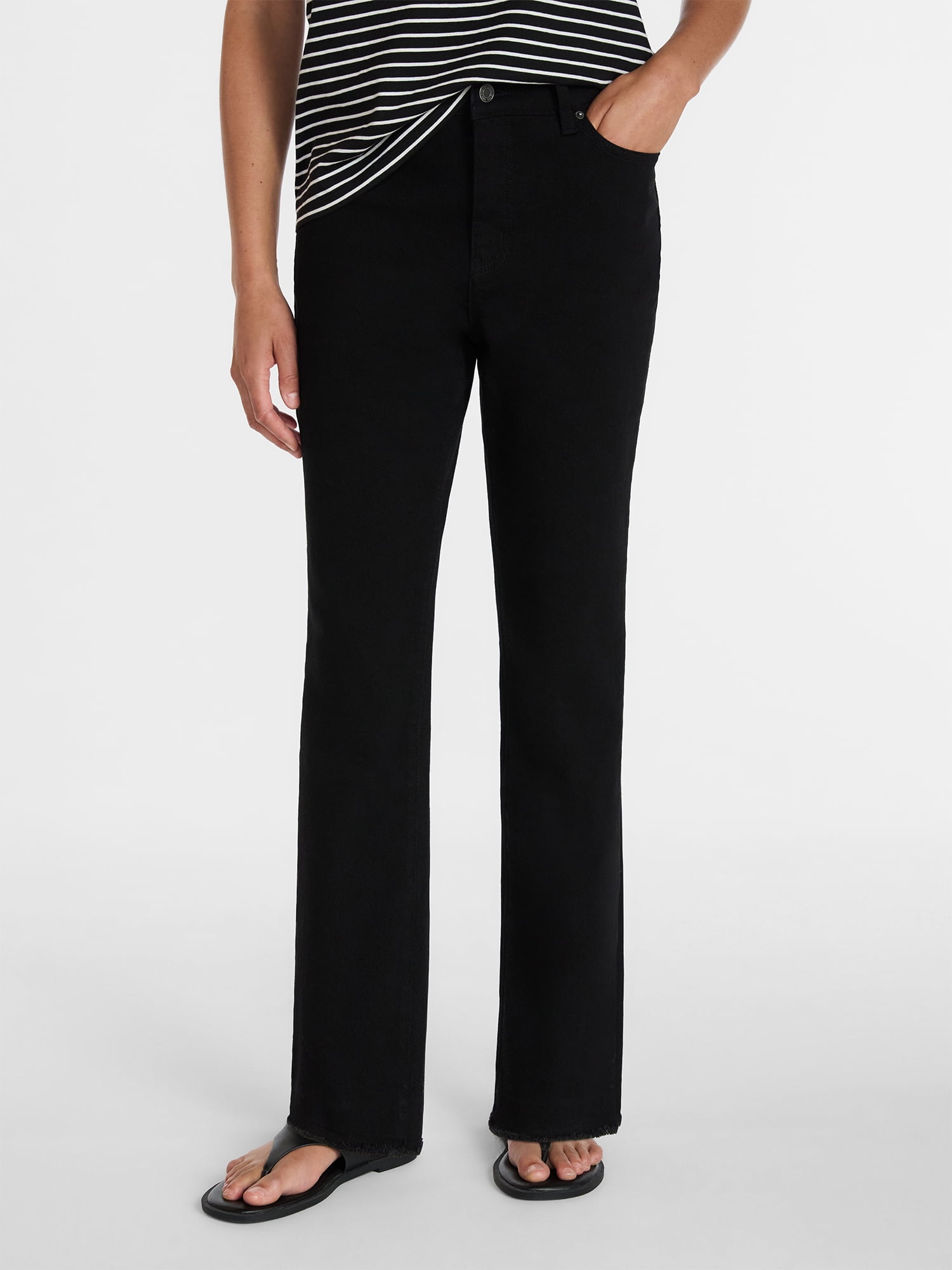 Time and Tru Women's and Women’s Plus High Rise Straight Leg Jeans with Raw Hem, 27.5” Inseam, Sizes 0-22