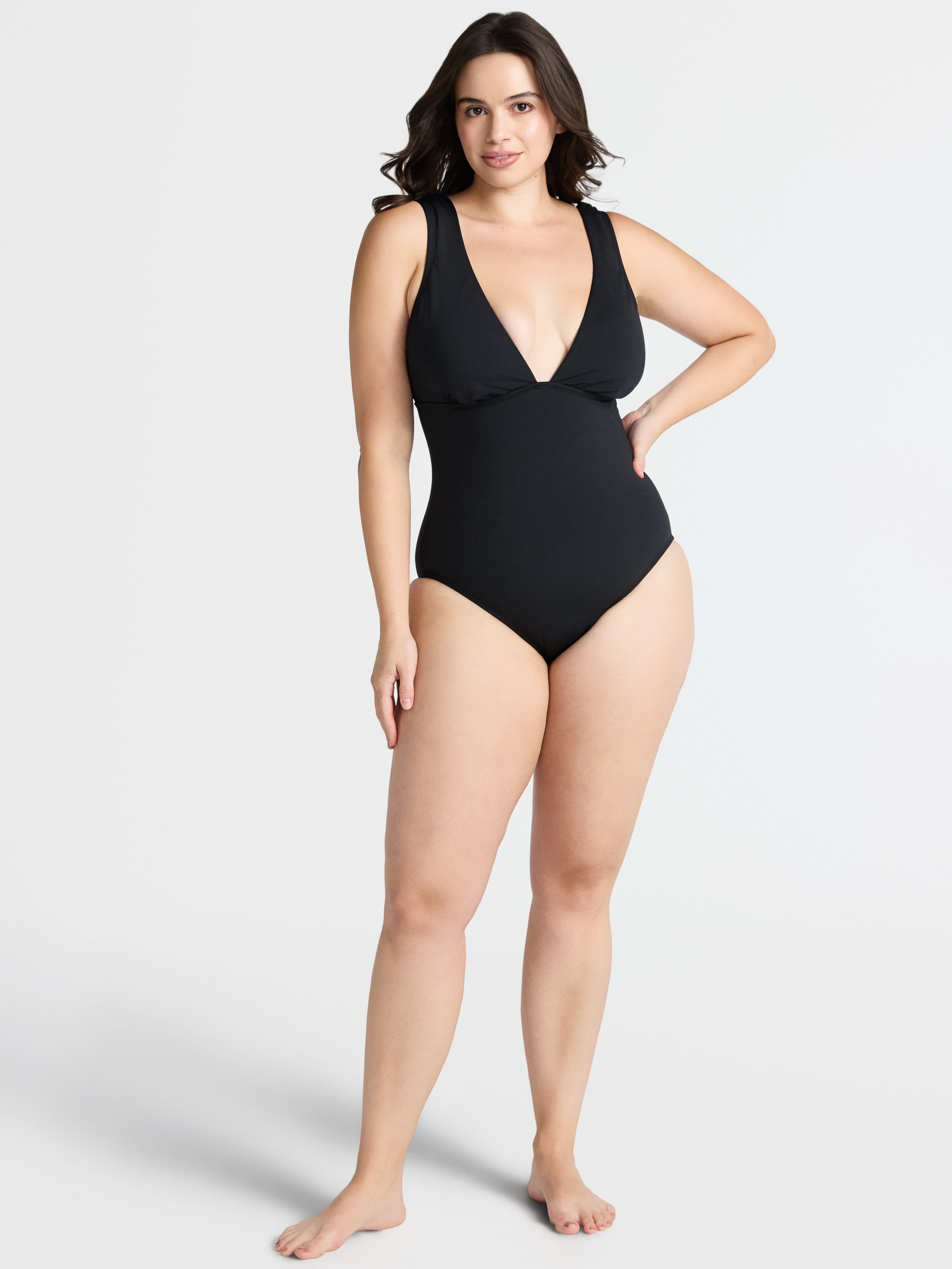 Time and Tru Women’s and Women’s Plus Plunge One Piece Swimsuit, Sizes XS-2X
