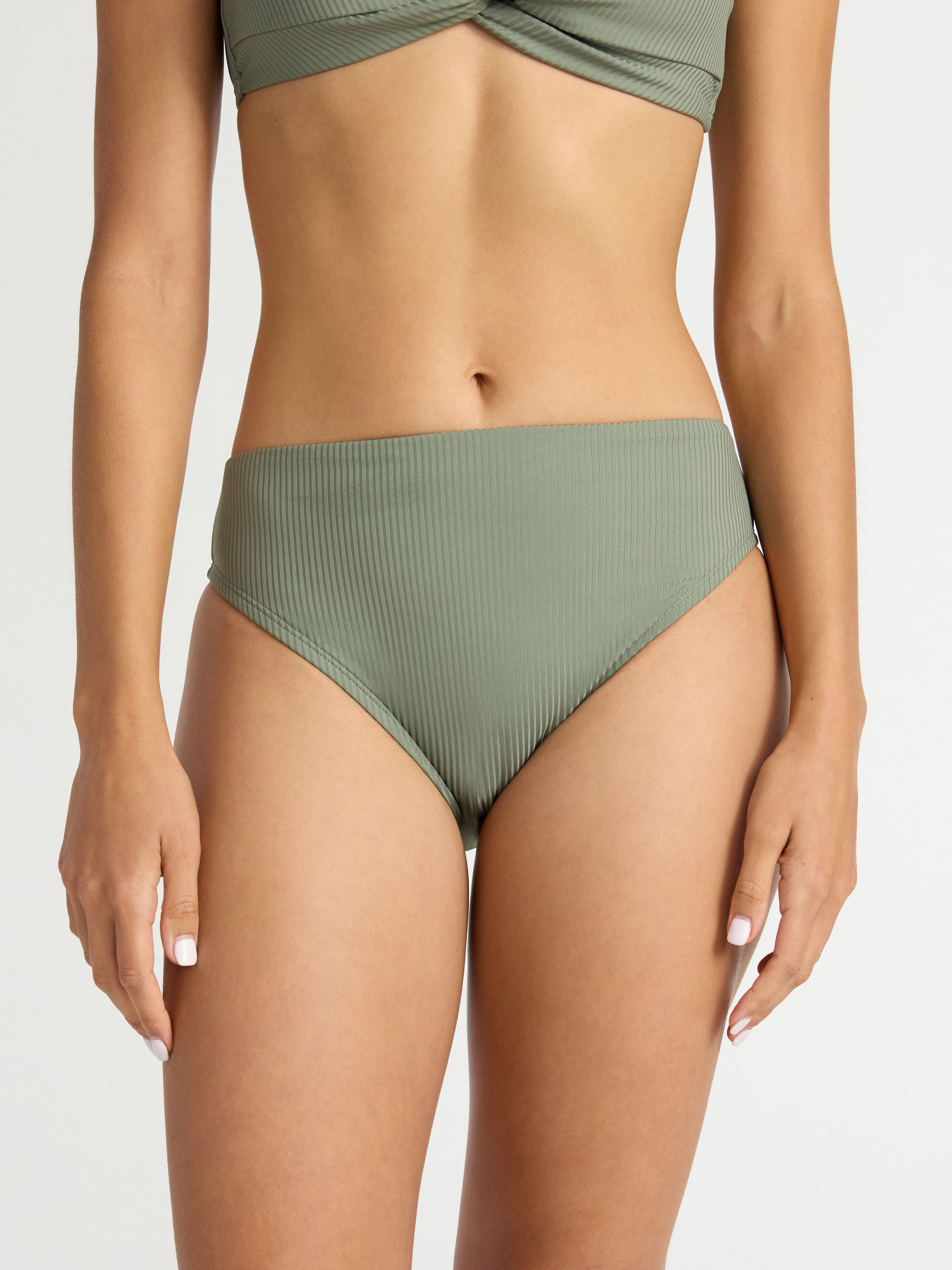 Time and Tru Women’s and Women's Plus High Cut Mid Rise Bikini Bottoms, Sizes XS-2X
