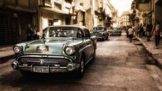 Timeless Havana Canvas Art - Alper (12 x 18)