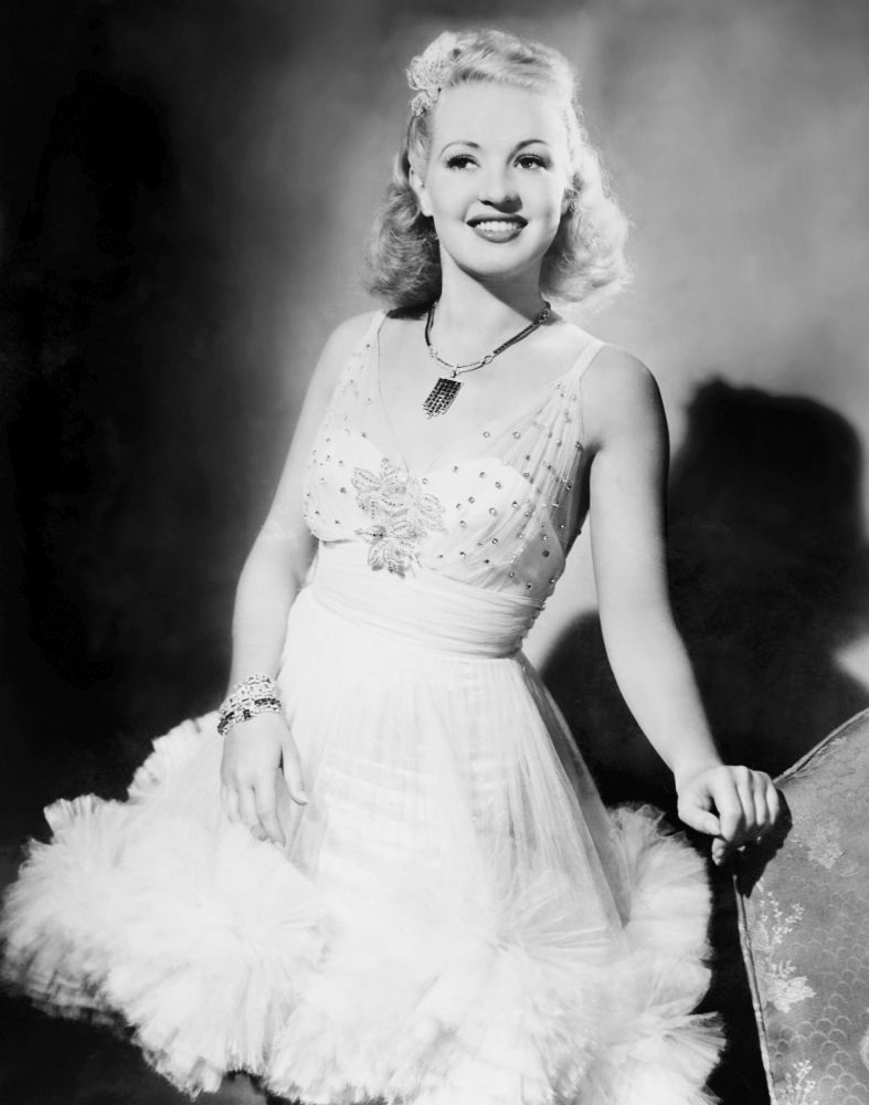 Tin Pan Alley, Betty Grable, 1940, Tm & Copyright 20Th Century Fox Film