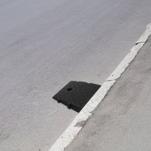 Tingshir 2-Pack Driveway Curb Ramps for Cars, Wheelchairs, Bikes, Scooters - Threshold Shed Ramps