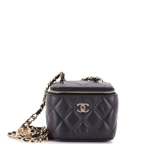 Pre-Owned Tiny CC Link Vanity Case with Chain Quilted Caviar Mini By Rebag