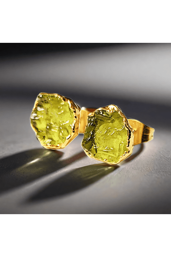 Tiny Raw Peridot Earrings, Gold Plated Earrings, Peridot Jewelry, Raw Crystal Earrings, Stud Earrings, Raw Stone Earring, August Birthstone
