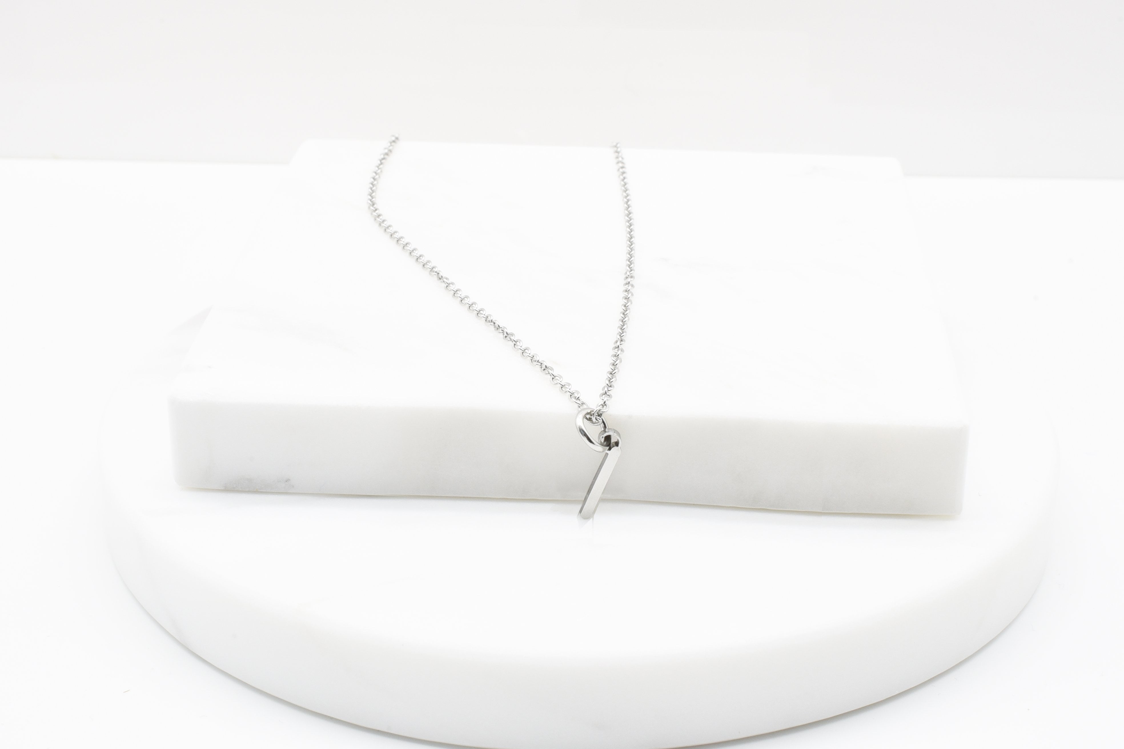 Fabfitfun key necklace deals