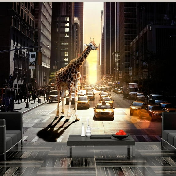 Tiptophomedecor Cityscape Wallpaper Wall Mural - Giraffe In The Big City