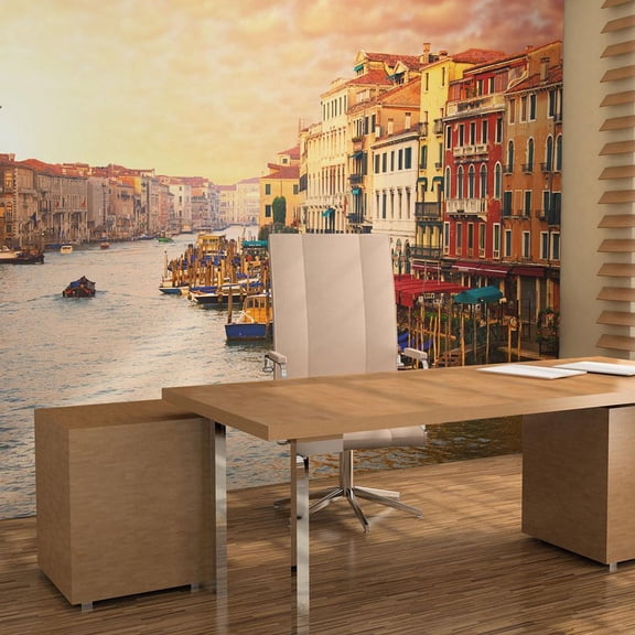 Tiptophomedecor Cityscape Wallpaper Wall Mural - Venice - The Colorful City On The Water