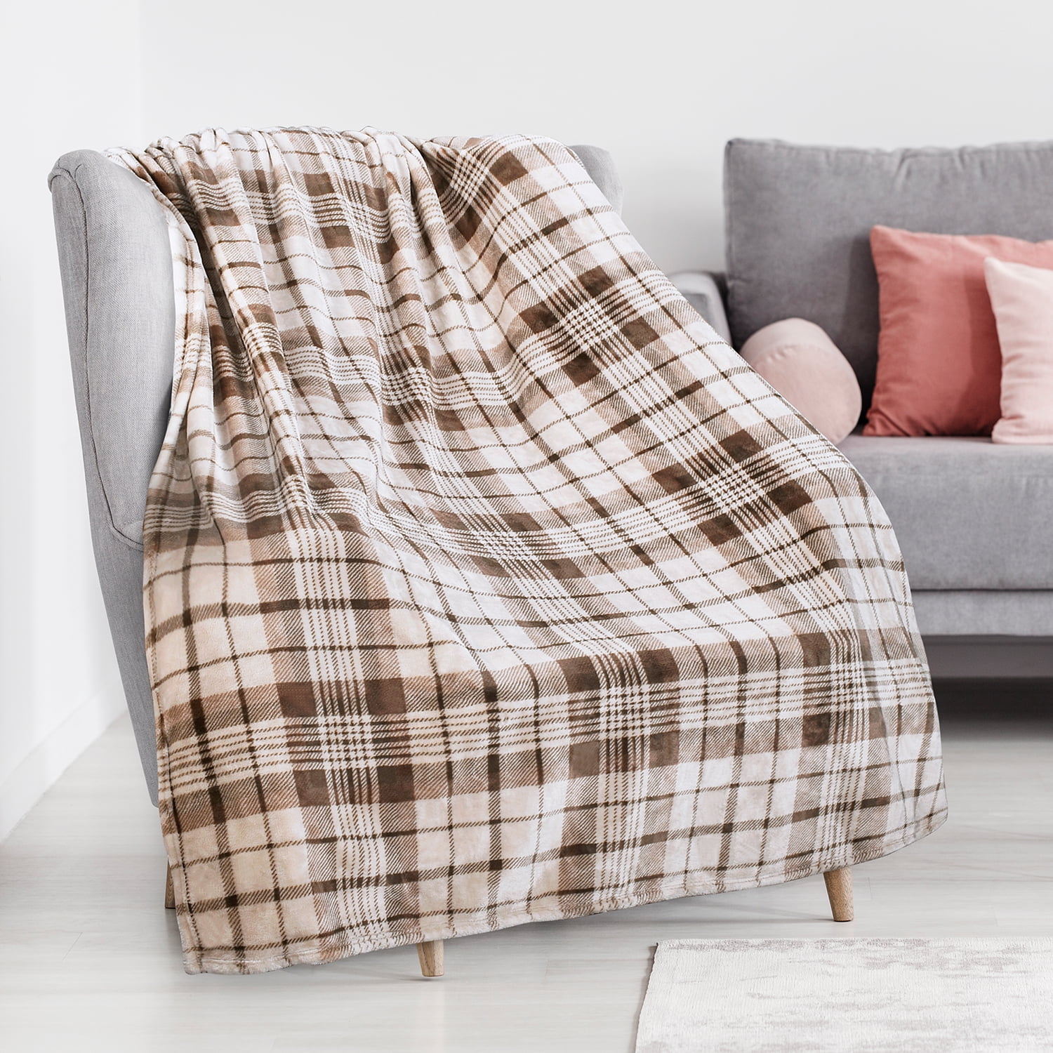 Tirrinia Sherpa Throw Couch Blanket, Super Soft TV Blanket, Black Chevron, Size: 50 x 60