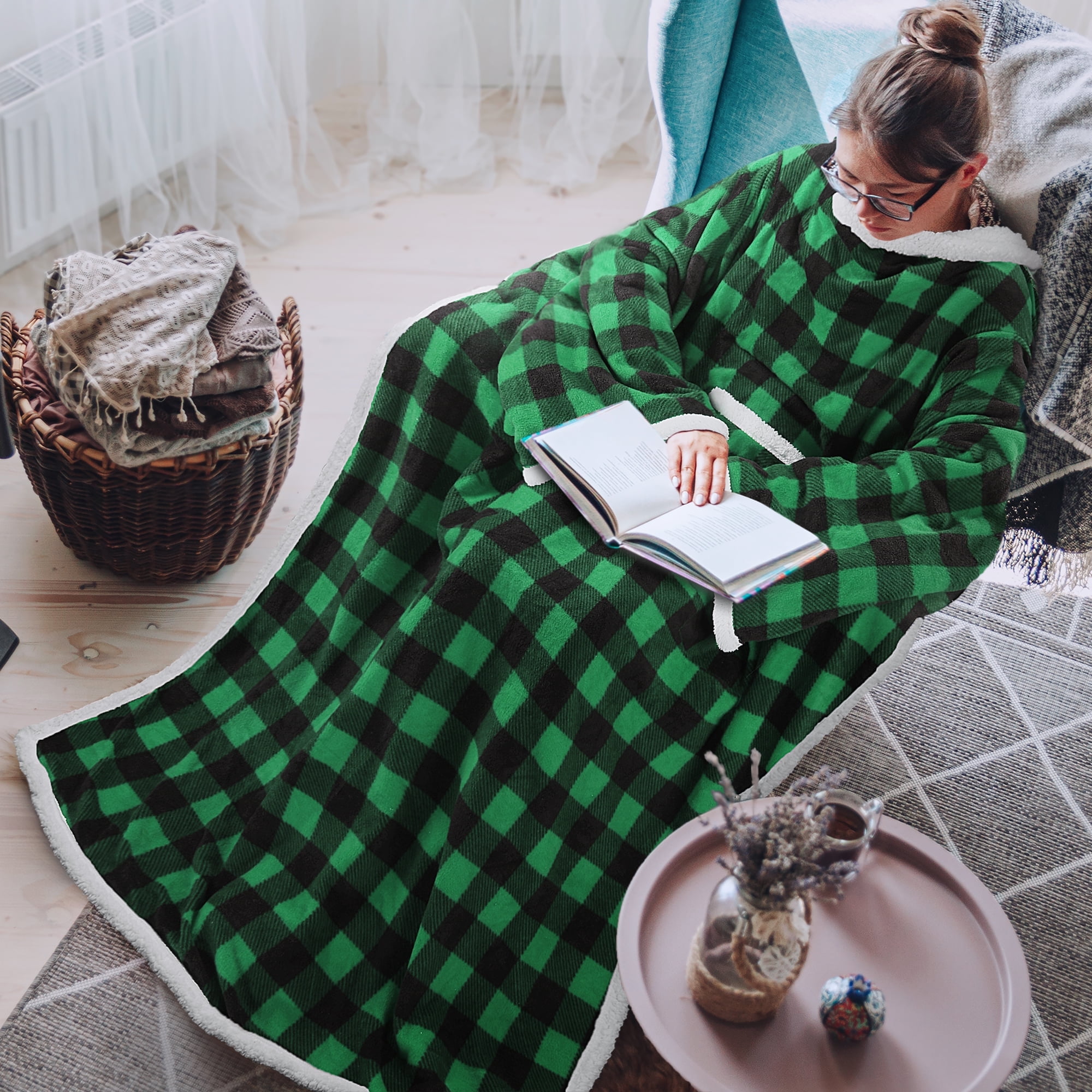 Factory Teal Green andoPink Sherpa Fleece Blanket, Beautiful Vintage Pattern on Super Comfy Blanket