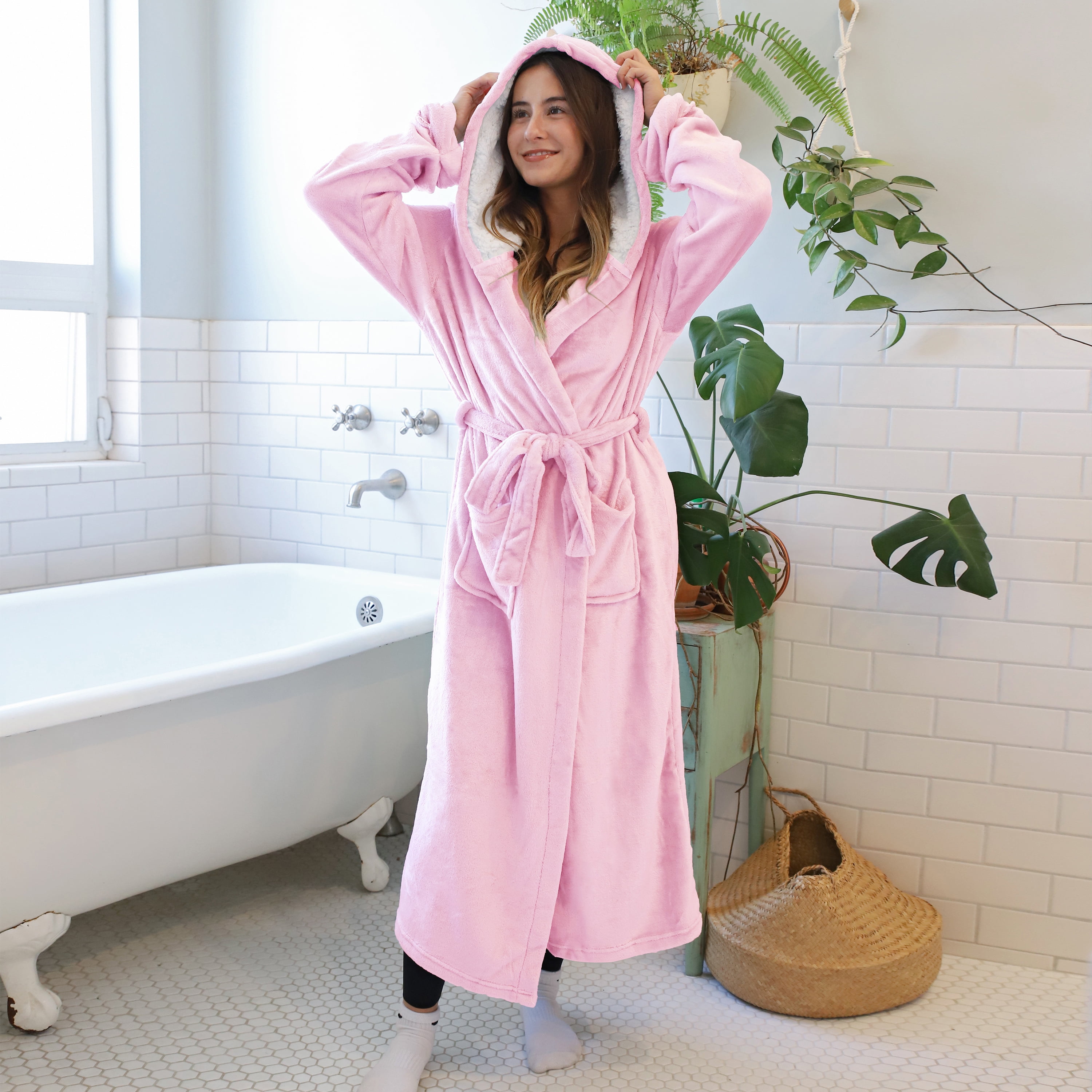 Trident Shawl Collar Bathrobe, 100% Cotton, Dressing Gown, Perfect for  Shower, Hotel Robe, Vacation Finesse Collection (Purple Ash, S/M) - Walmart .com