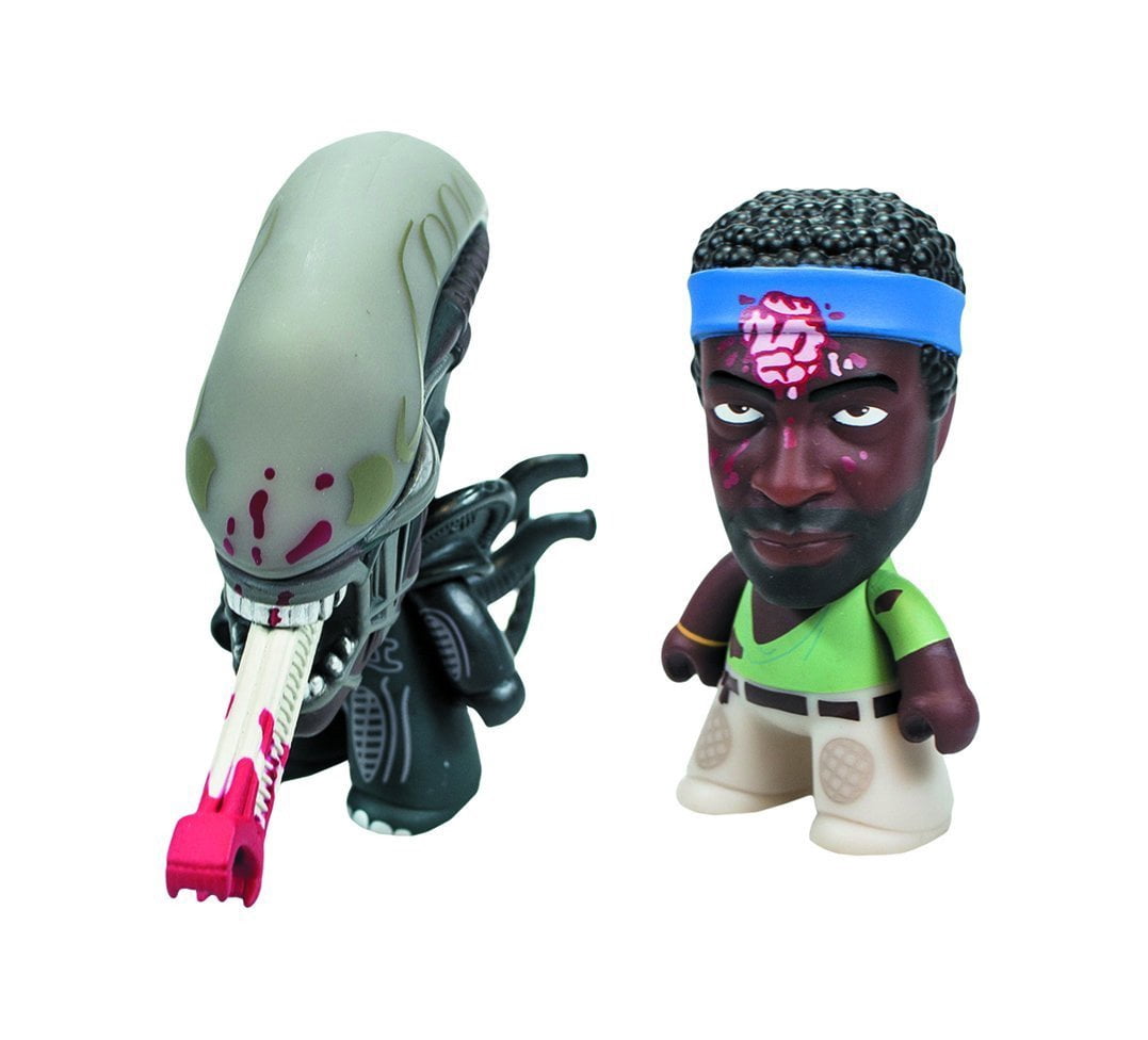 Titan Merchandise Alien Titans: Bloody Parker & Bloody Alien 3" Vinyl ...