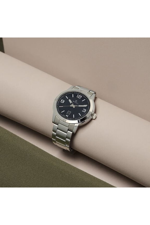 Quartz Analog Black Dial Leather Strap Watch for Men