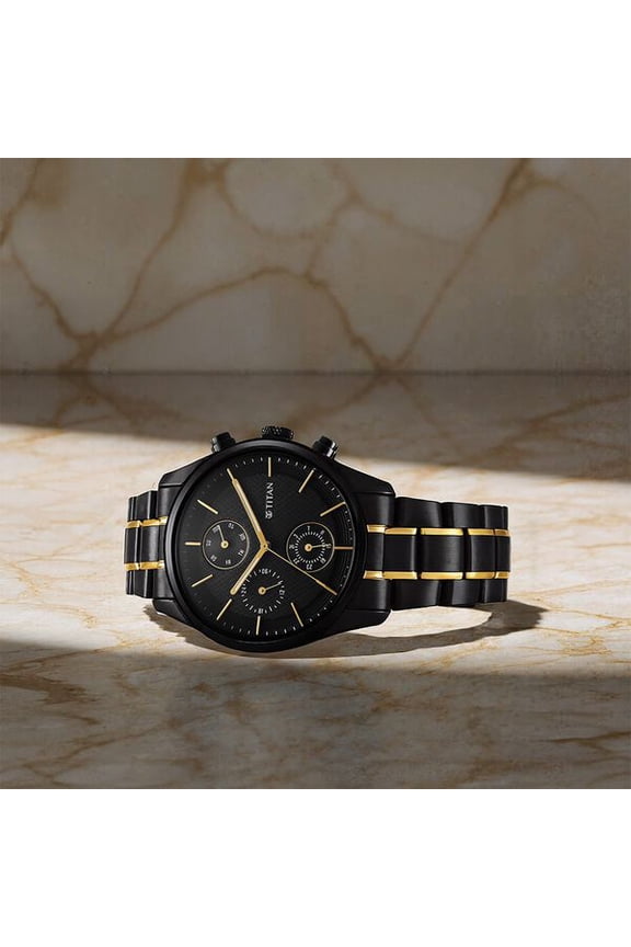 Quartz Analog with Day and Date Black Dial Watch for Men