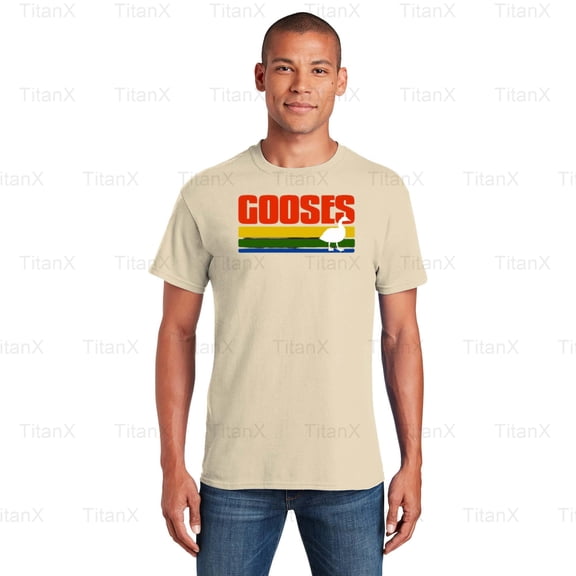 TitanX93 Classic Vintage Flying Geese Graphic, Retro Bird Wildlife Nature Lover Design T-Shirt, for Unisex, up to size 5XL.