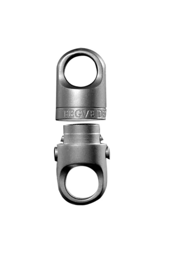 Titanium Alloy Magnetic Suction Car Keychain Key Ring Men Can Rotate 360 Quick Release Key Chain Push Pull Buckle