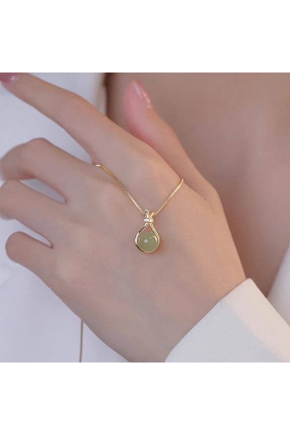 Titanium Steel Fade Proof Water Resistant Necklace High End Clavicle Chain Pendant