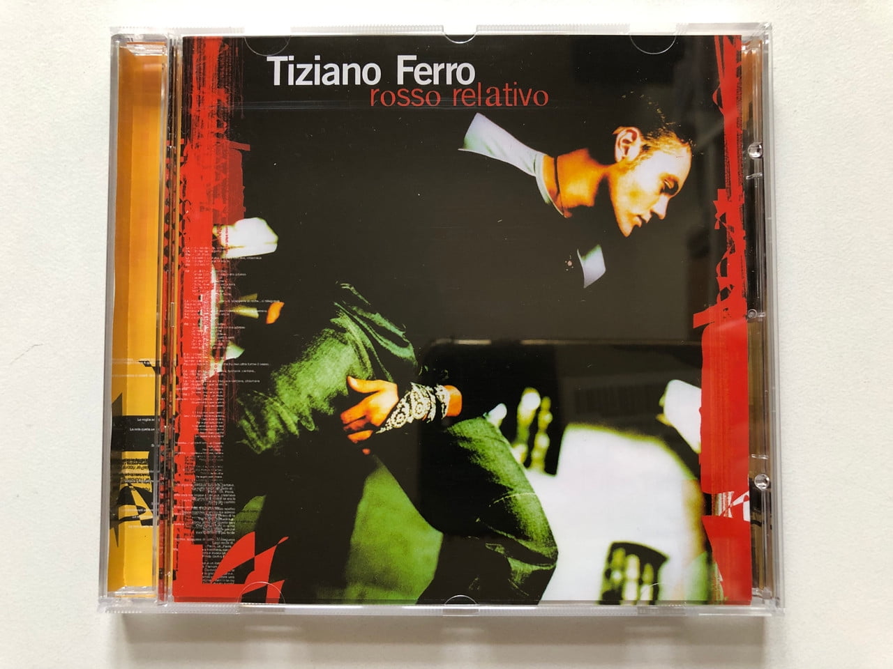 canzoni di tiziano ferro rosso relativo