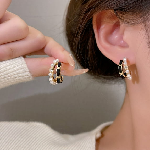 Tnobhg 1 Pair Black Velvet Faux Pearls Earrings Female Retro Luxury Piercing Ear Studs Lightweight Stud Earrings Jewelry Gift