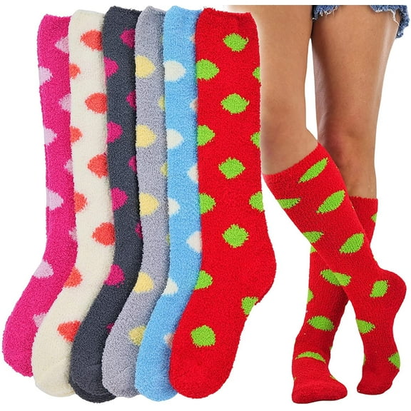 ToBeInStyle Women's Pack of 6 Soft & Cozy Fuzzy Fleece Plush Knee High Socks - Dot Pattern - One Size