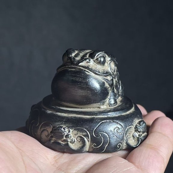 Toad Tea Pet Chinese Style Desk Decor Figurine Ornament