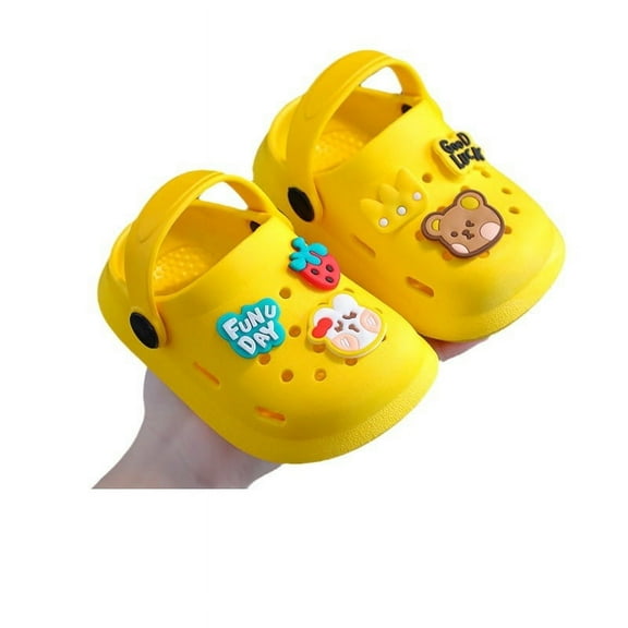 Toddler Boys Girls Bear Garden Clogs Little Kids Slip On Water Sandals Cute Cartoon Animals Patterns EVA Clogs Slipper Slides Lightweight Outdoor Summer Children Beach Pool Play Shoes