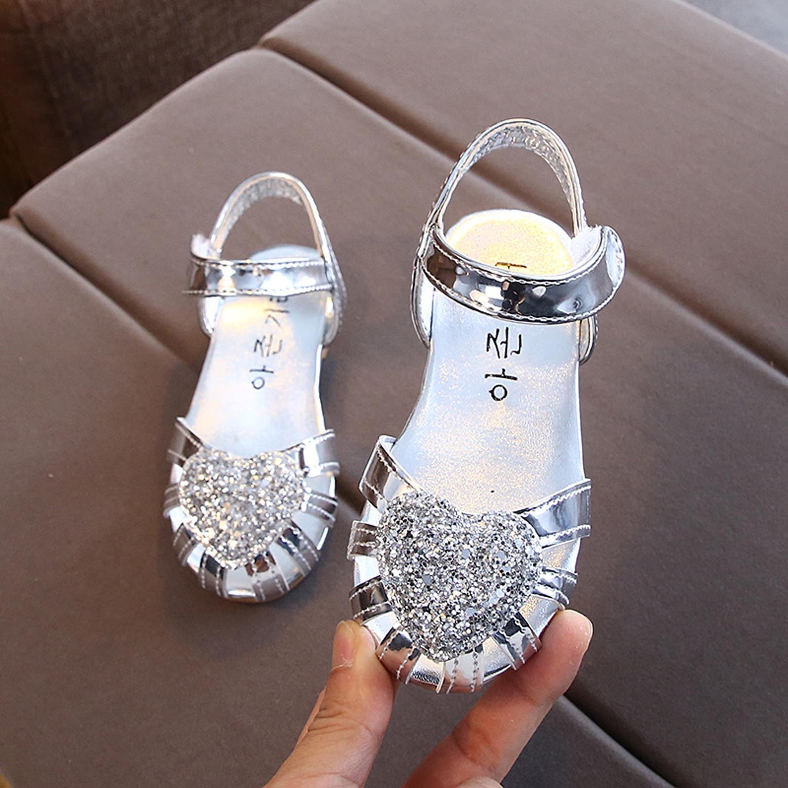 Girls Perforated Kids Silver Block Heels PU Sandals, 5-7 Years at Rs  190/pair in Taraori