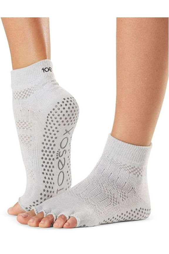 Grip Pilates Barre Socks Non Slip Ankle Half Toe (Ciao) Medium