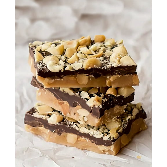 Toffee with Macadamia Nuts and Sea Salt 16oz