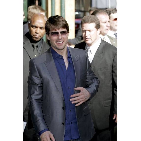 Tom Cruise At Arrivals For Cbs David Letterman Show, The Ed Sullivan Theater, New York, Ny, June 23, 2005. Photo By Fernando LeonEverett Collection Celebrity (16 x 20)