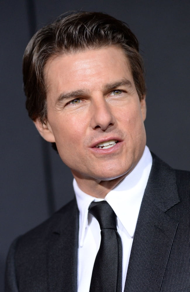 Tom Cruise At Arrivals For Edge Of Tomorrow Premiere Canvas Art - (16 x 20)