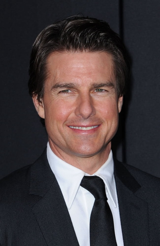 Tom Cruise At Arrivals For Edge Of Tomorrow Premiere Canvas Art - (16 x 20)