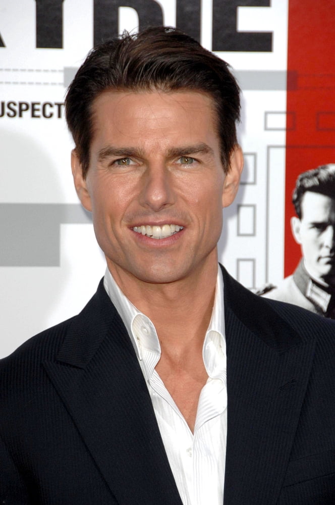Tom Cruise At Arrivals For Los Angeles Premiere Of Valkyrie Canvas Art -  (16 x 20)