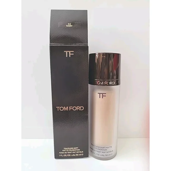 Tom Ford Traceless Soft Matte Foundation 4.5