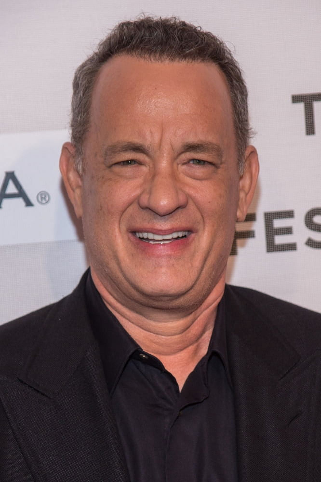Tom Hanks At Arrivals For Tribeca Talks Storytellers Tom Hanks With John Oliver Canvas Art - (16 x 20)