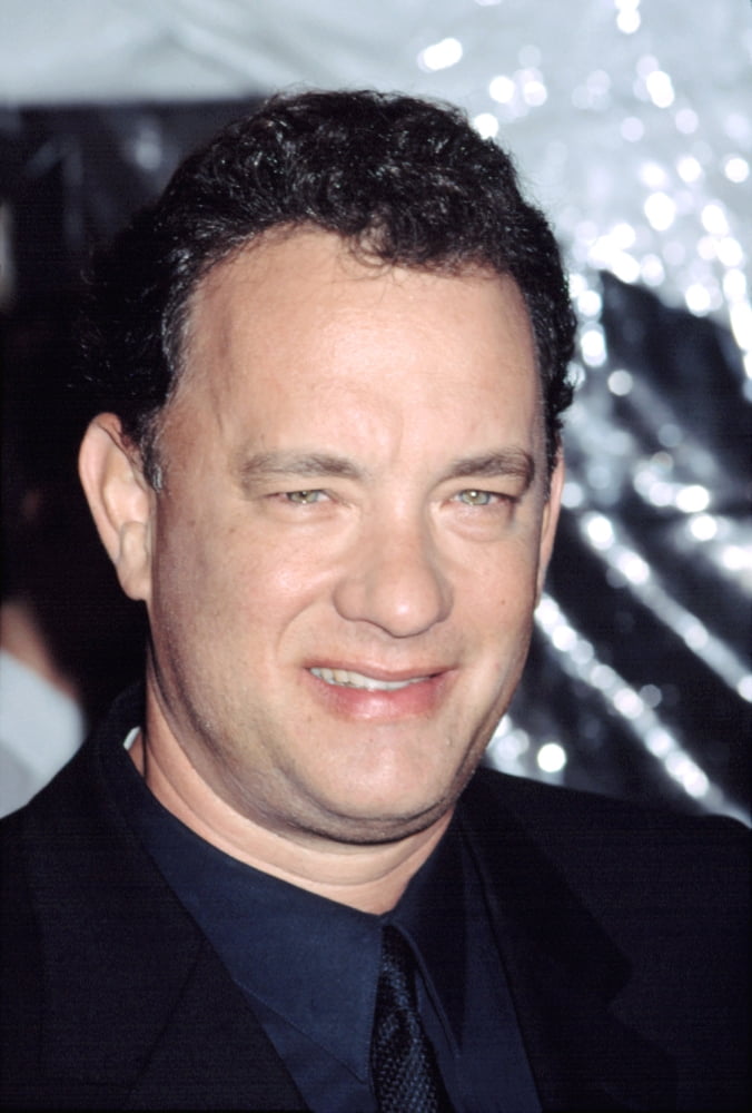 Tom Hanks At Premiere Of Road To Perdition Canvas Art - (16 x 20)