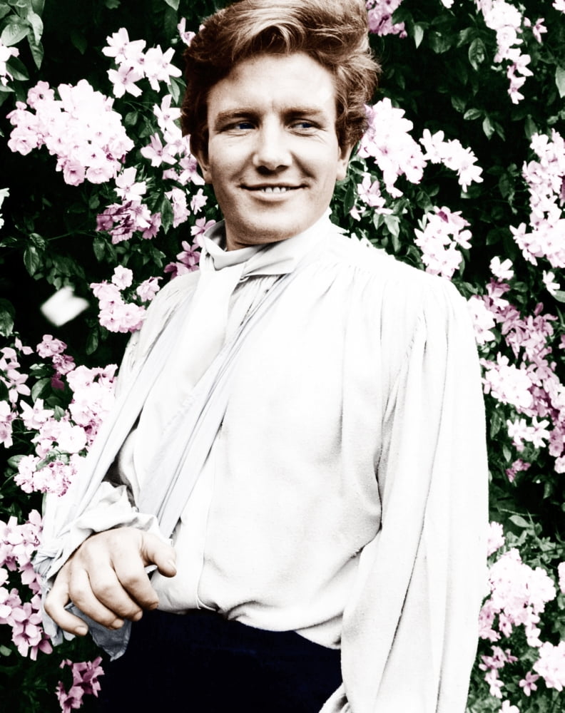 Tom Jones Canvas Art - (16 x 20)