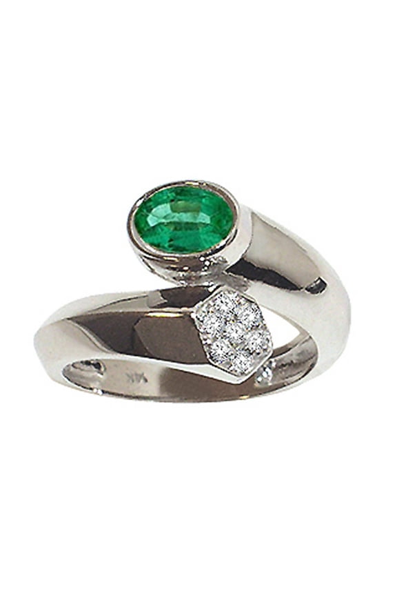 � Genuine Emerald Ring