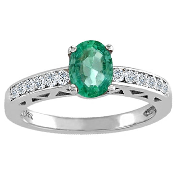 Tommaso Design� Genuine Emerald Solitaire Engagement Ring