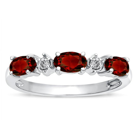 Tommaso Design� Genuine Garnet three stone oval band