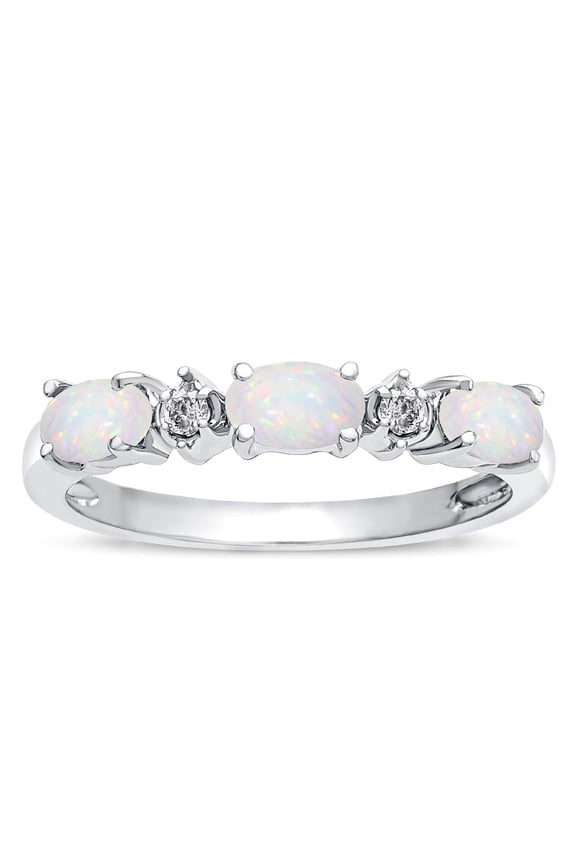 � Genuine Opal three stone oval band